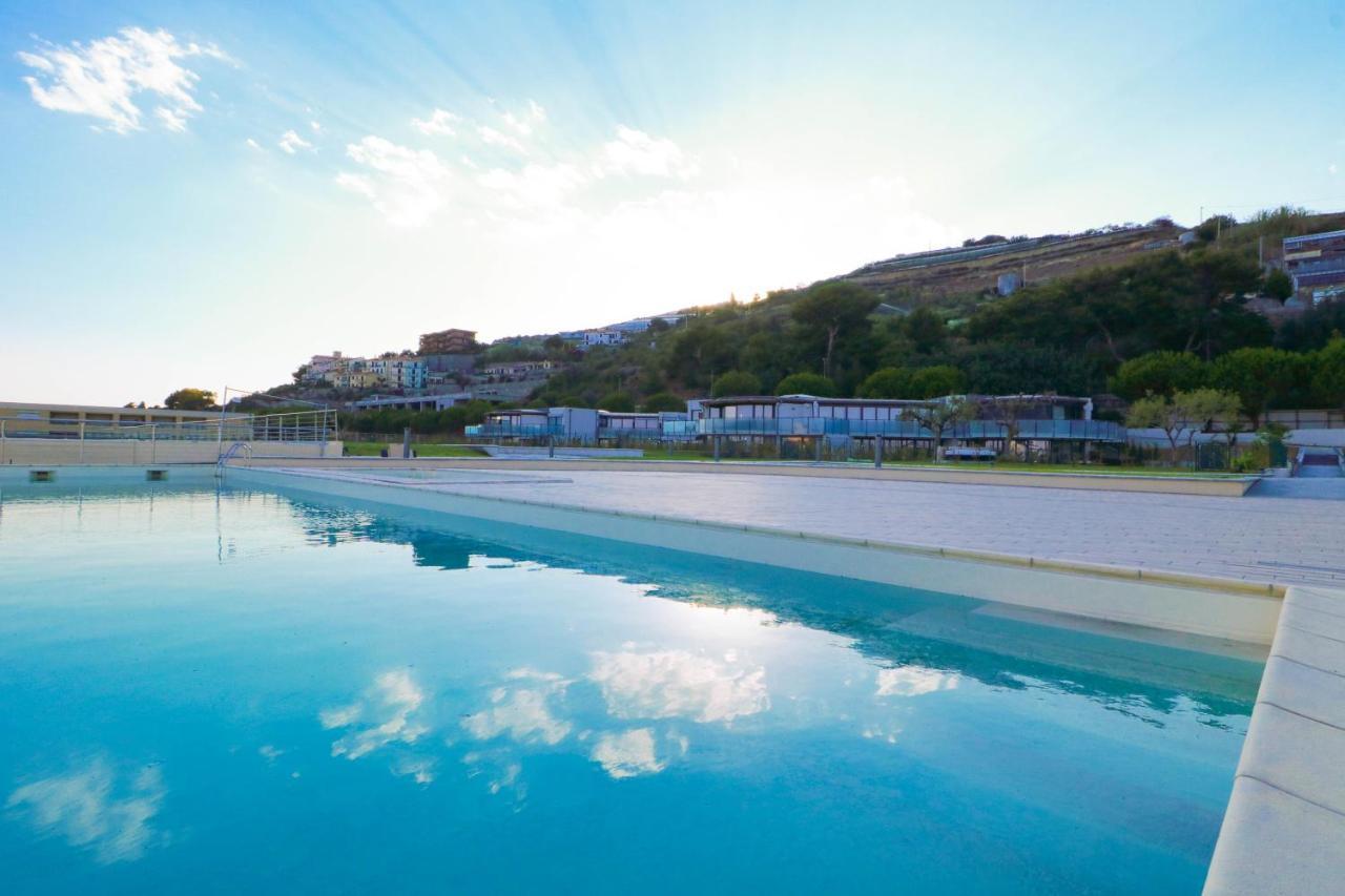 サント・ステーファノ・アル・マーレH11 Luxury 9A - Porto - Piscina - Jacuzziアパートメント エクステリア 写真