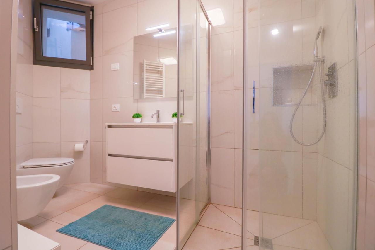 サント・ステーファノ・アル・マーレH11 Luxury 9A - Porto - Piscina - Jacuzziアパートメント エクステリア 写真